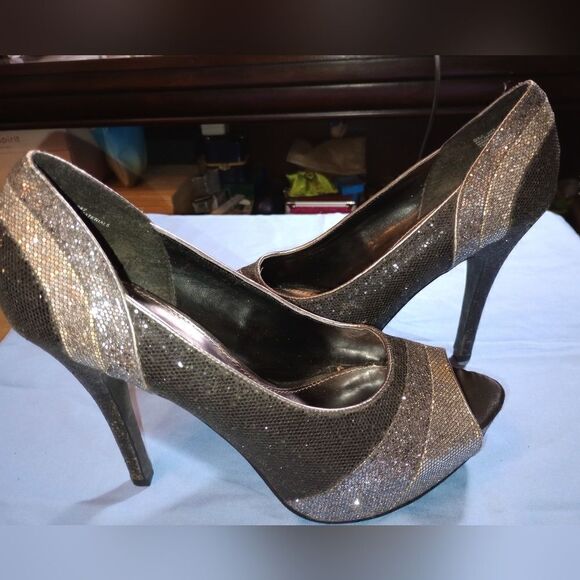 Worthington 5" sparkly open toe heels, size 9M - Picture 3 of 10
